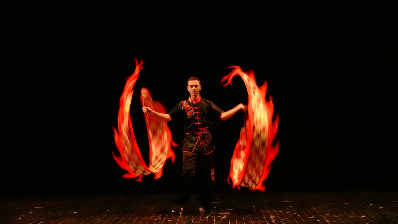tu pian3 shuai long biao yan