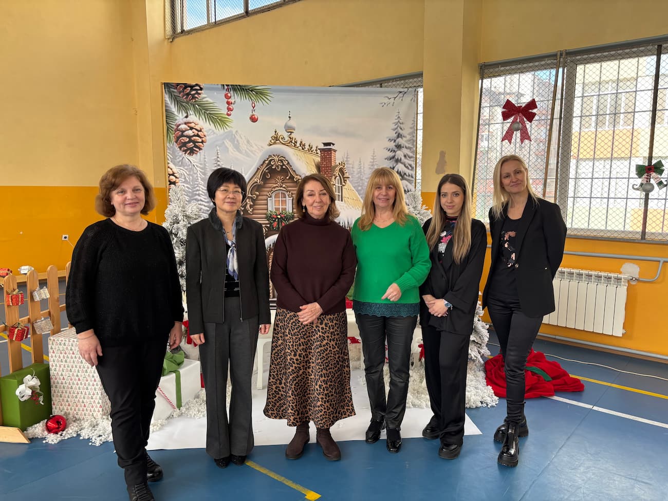 Photo 5: Group photo