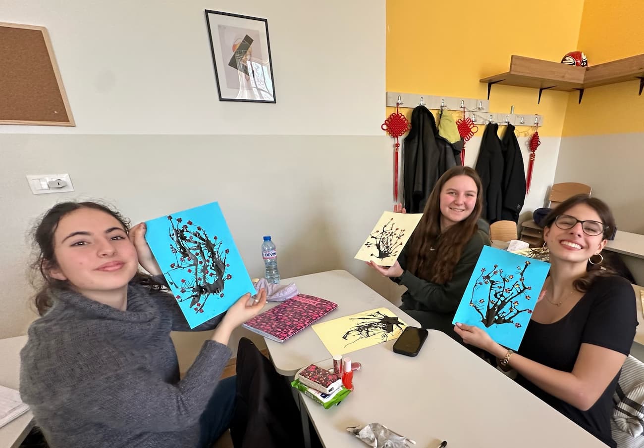 Photo 3 The paintings are completed