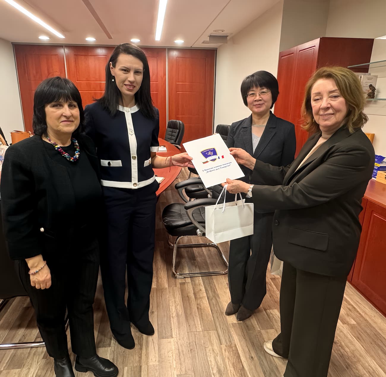 Photo 2 A letter-invitation was presented