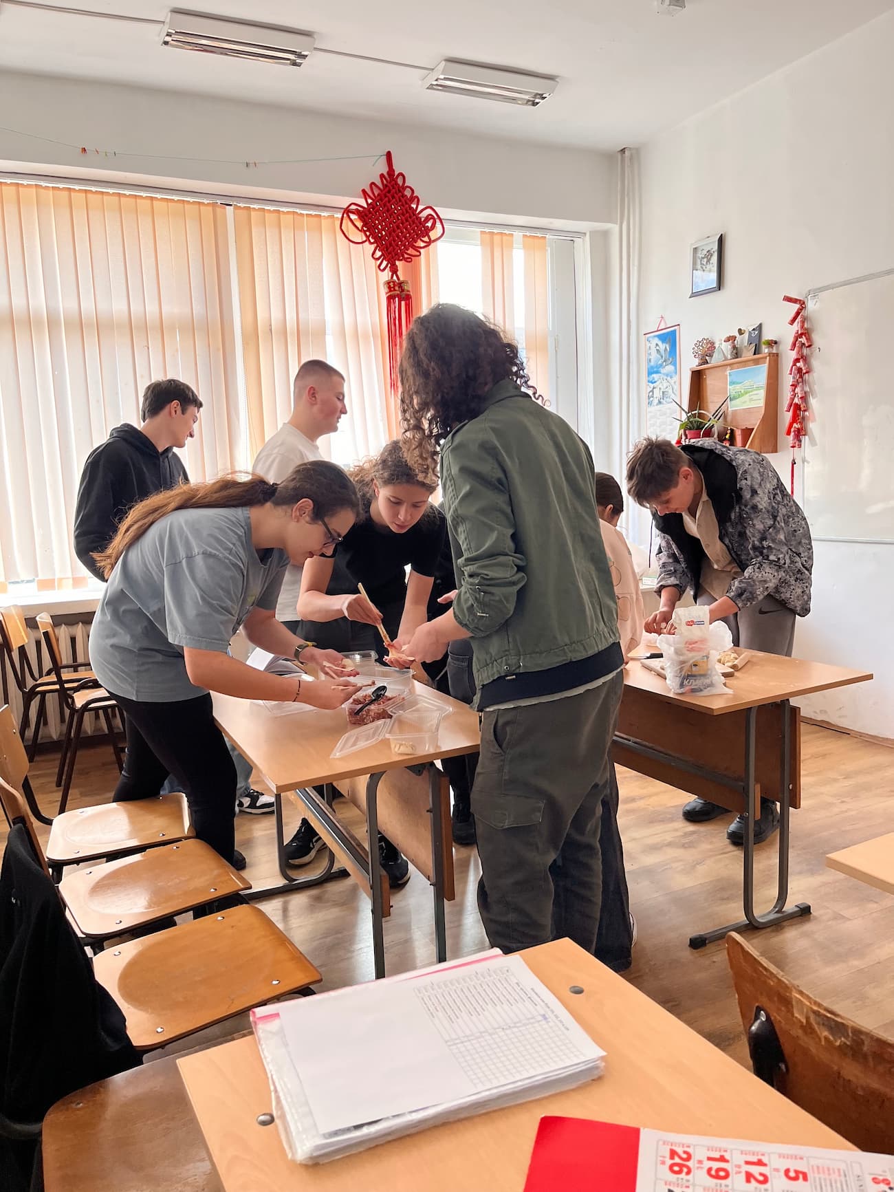 Снимка 3: Пълнене на пелмени