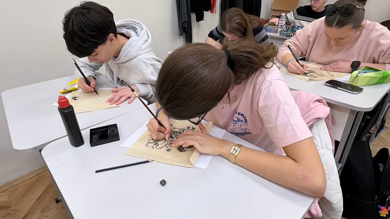 Снимка 1: Техниката „баймяо“ 