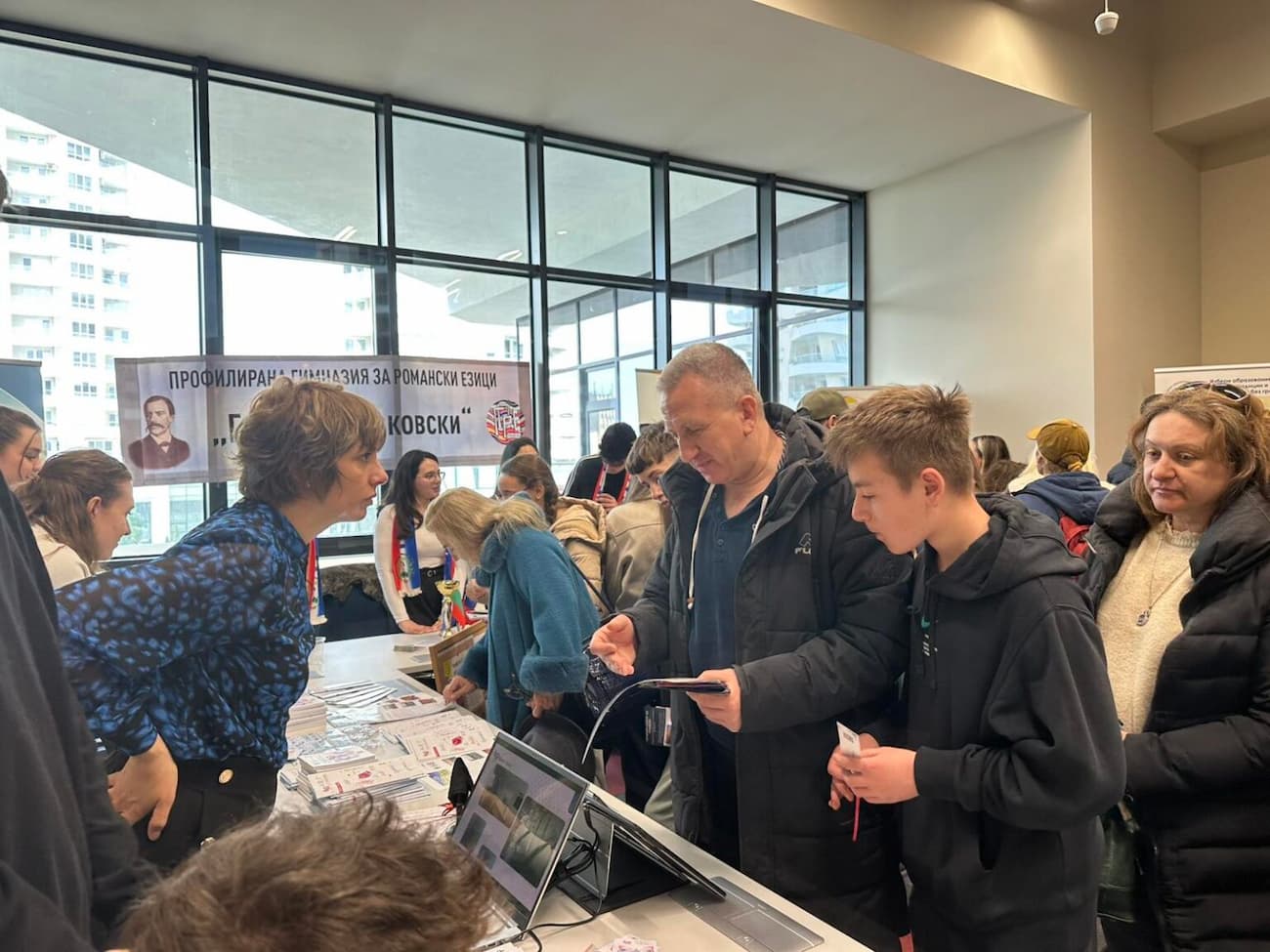 Снимка 3: Консултации за изучаване на китайски език