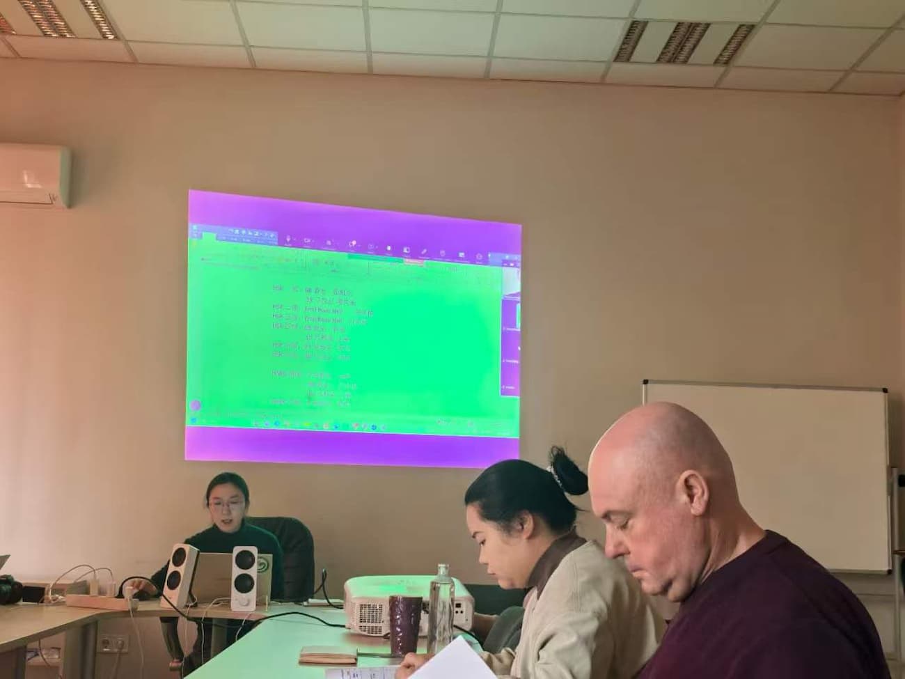 Снимка 3: Разясняване на квесторските задължения и разпределение